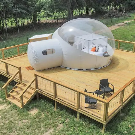 Hotel Exquisite Luxurious Bubble